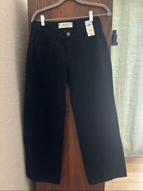 NWT Hollister Women's Black Flare Low-Rise Jeans